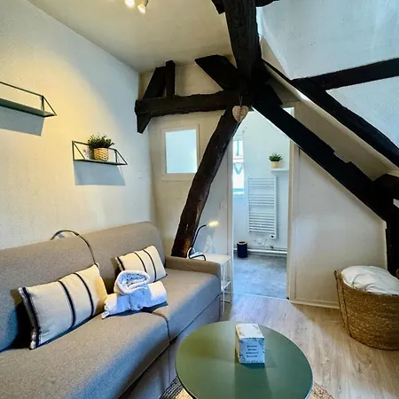 Vera Confortable Sous Les Combles ! Apartamento